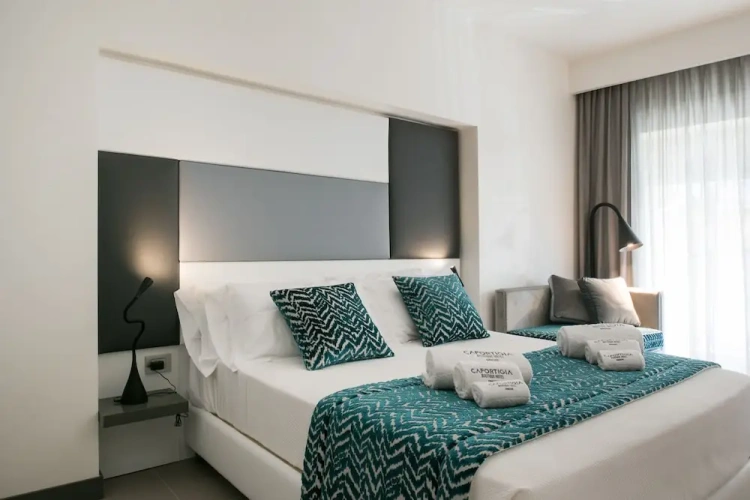 Superior room with city view