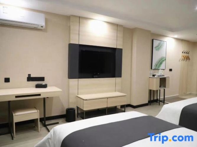 Economy Twin room