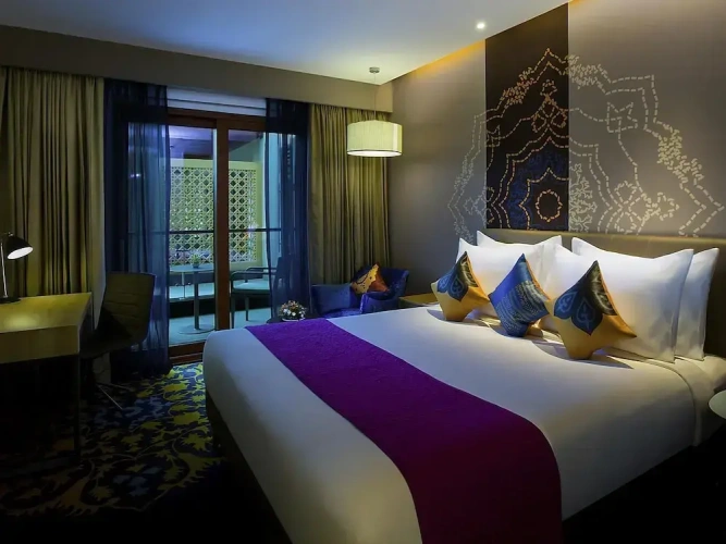 Premier room