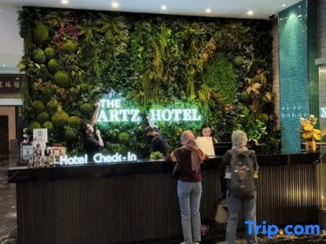 The Artz Hotel