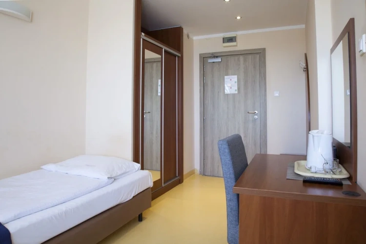 Comfort Single room with balcony and with sea view