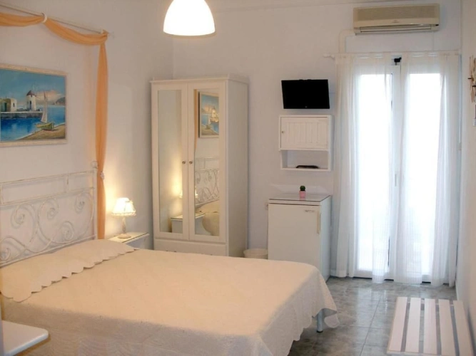 Economy Double room with balcony and with city view