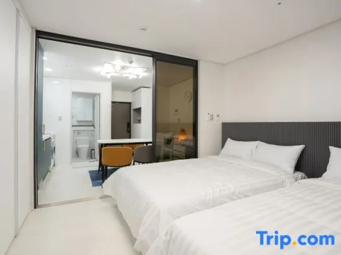 Premium Twin Family room
