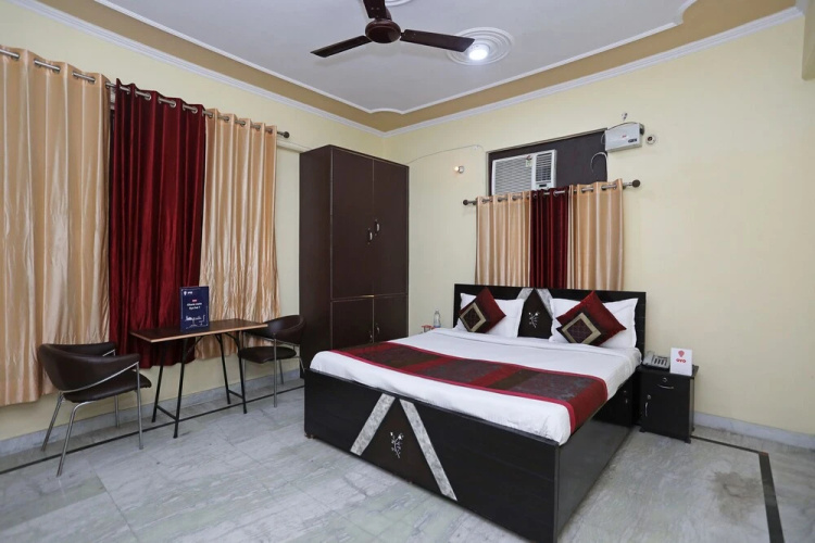 OYO 11362 Sky Residency