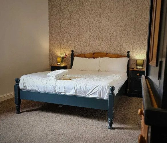 Ladybower Inn