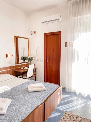 Hotel Sara - 2 Guests Room - n 12