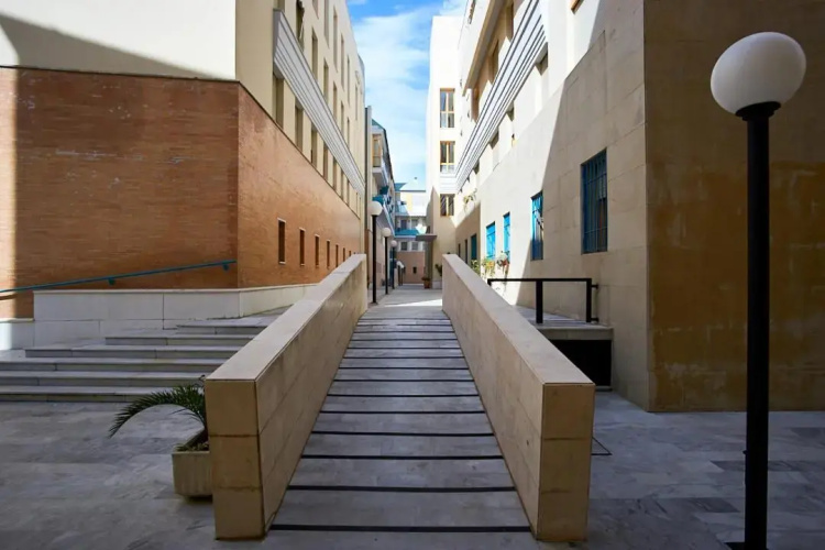 San Jacinto Triana Suite by Valcambre