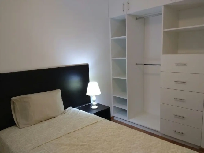 3 Bedrooms Apartment