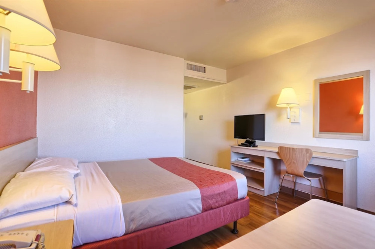 Motel 6 Pittsburg. CA
