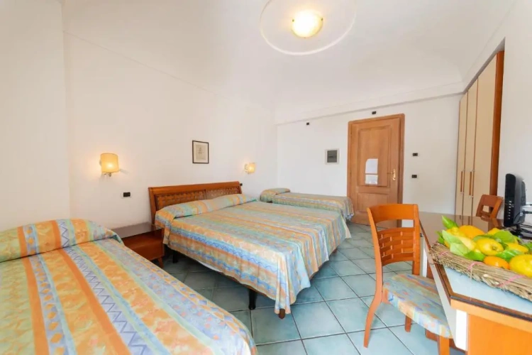Standard Quadruple room