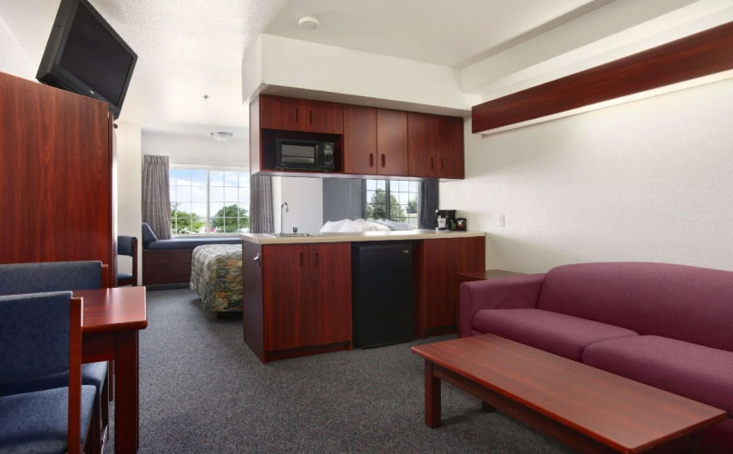 Days Inn by Wyndham Greeley