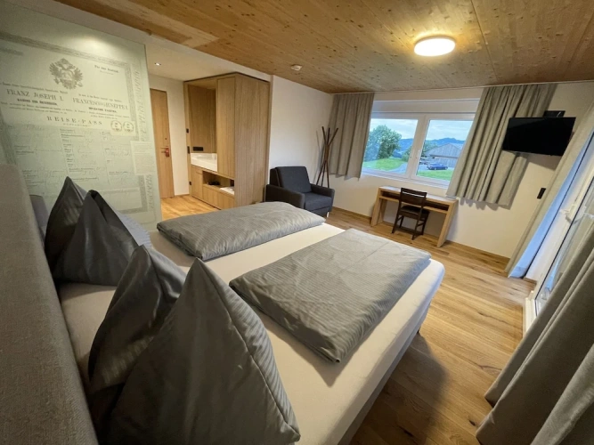1 Bedroom Superior Double room with mountain view