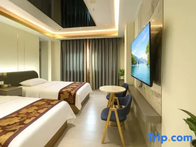 1 Bedroom Deluxe Triple Suite