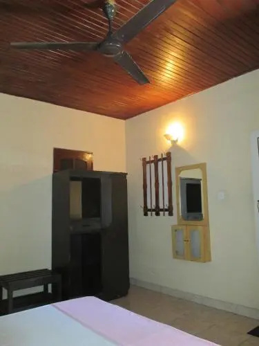Thilanka Beach Resort