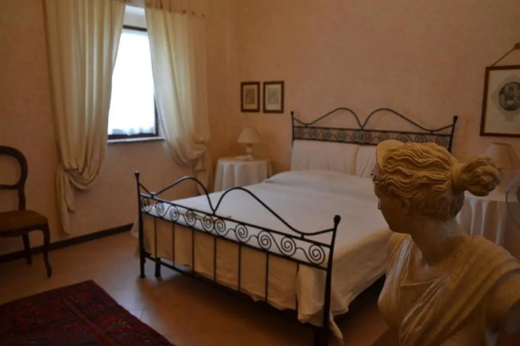 Casale Montemoro With Pool