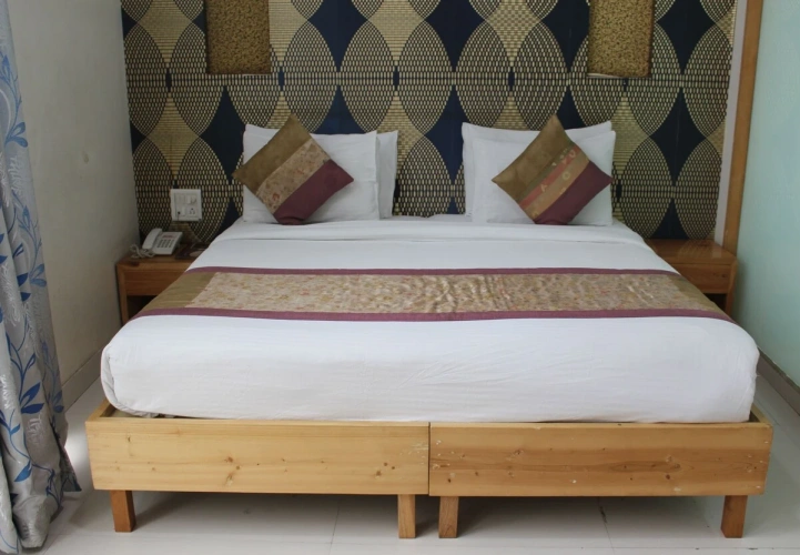 Standard Double room with city view