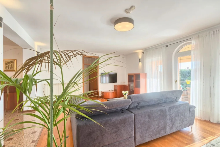 Apartment 1564