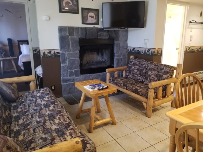 Rodeway Inn & Suites Fireside Lodge