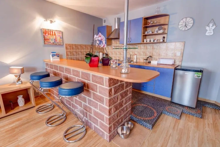 2 Bedrooms Double Apartment