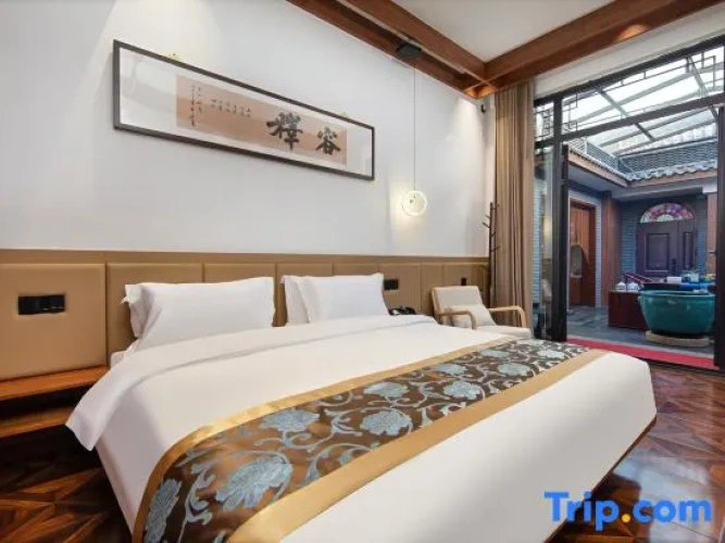 4 Bedrooms Standard room