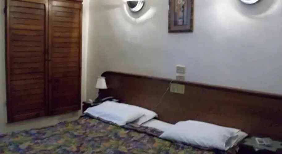 Noble Hotel