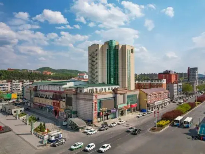 Vienna 3 Best Hotel (Tonghua Railway Station)
