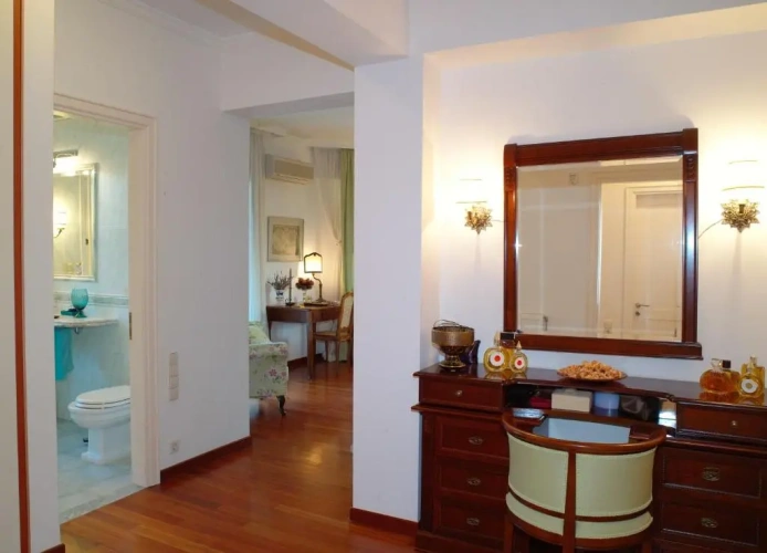 3 Bedrooms Cottage