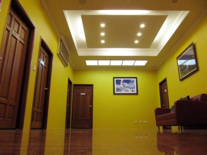 Bajia Knight Manor