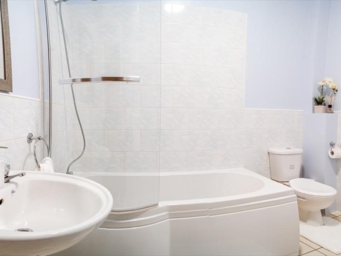 Premier Sextuple Apartment with city view