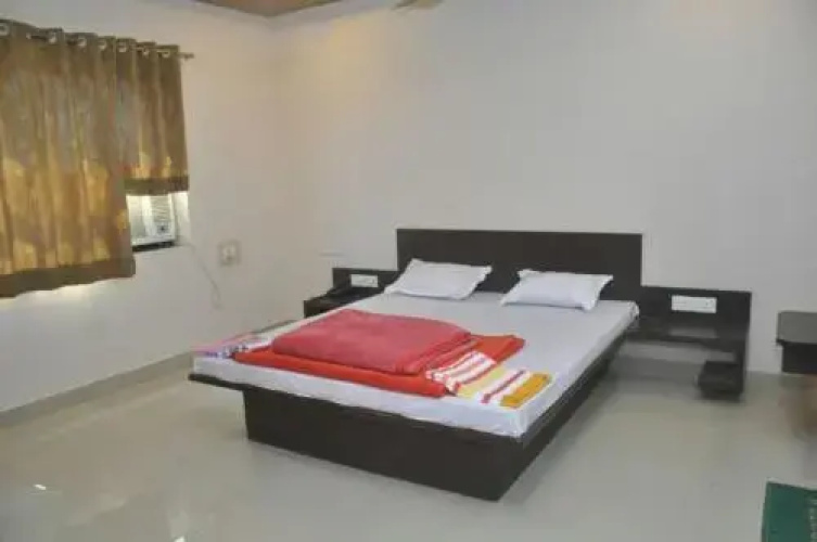 Hotel Shree Gurukrupa