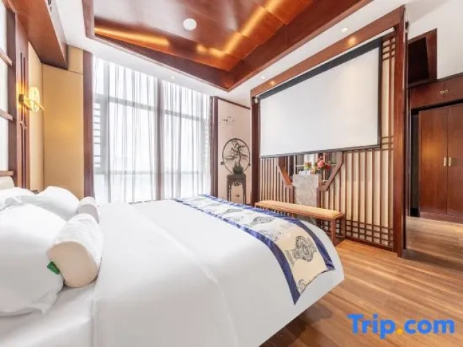 3 Bedrooms Suite