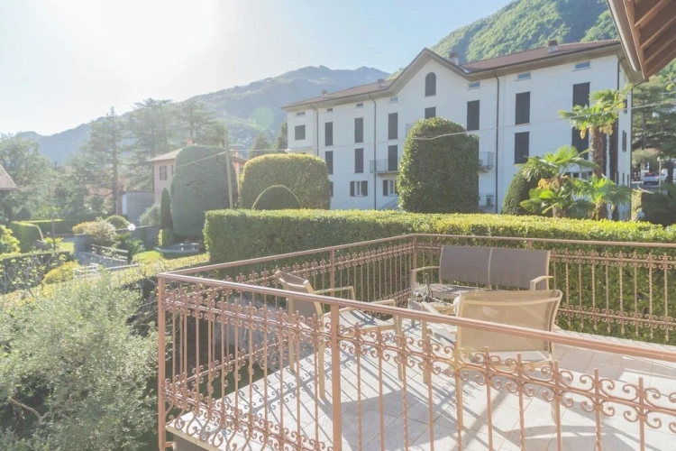 3 Bedrooms Villa