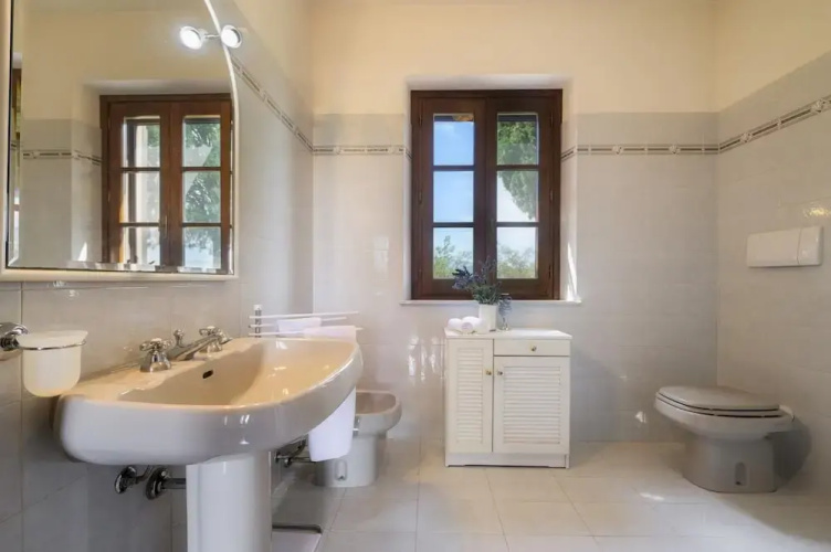 Fonte Pinella 8 in Chiusi
