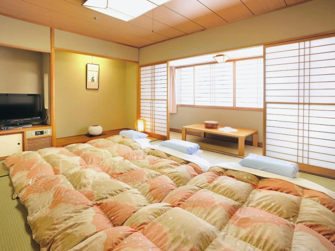 Bandai Silver Hotel