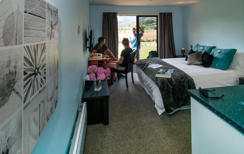 Glenorchy Peaks B&B