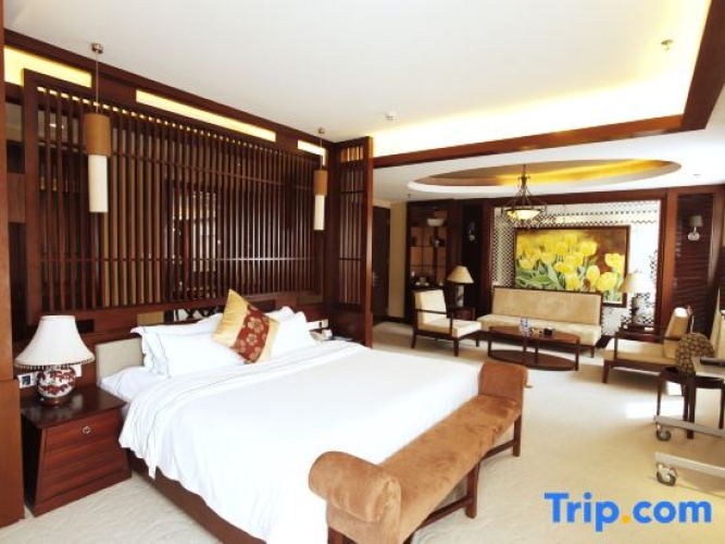 Grand Quadruple Suite