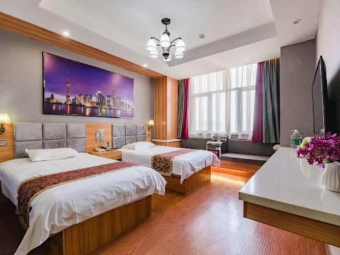 Urban Garden Hotel (Luyi Times Square)