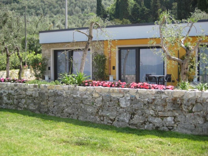 Standard Double room with lake view
