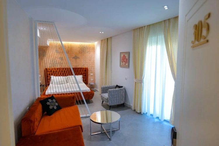 Junior Suite with balcony and with mountain view