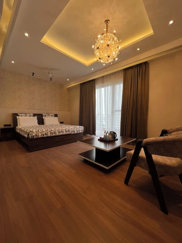 2 Bedrooms Apartment