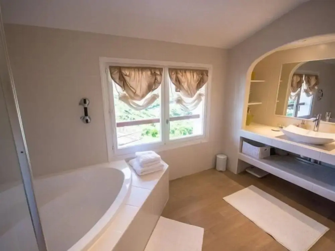 Maison Bista Eder