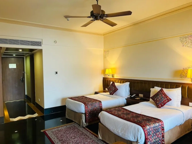 Premium Twin room with balcony