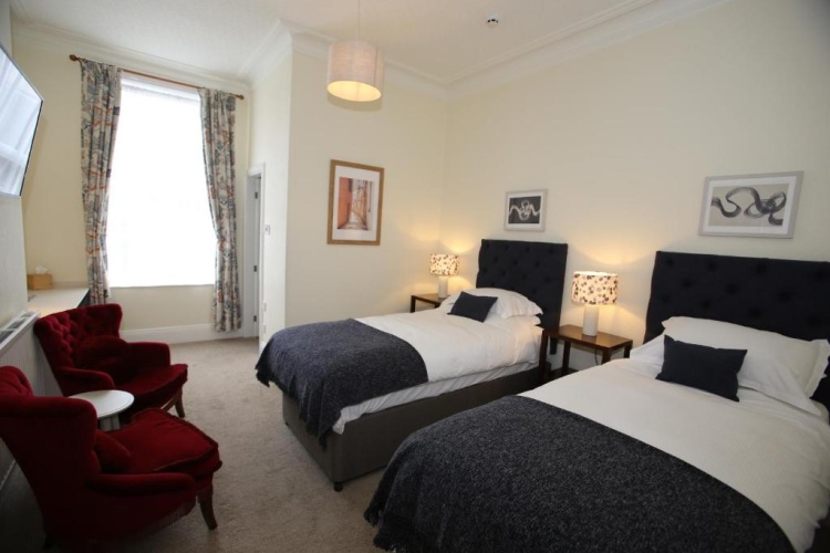 Deluxe Twin room
