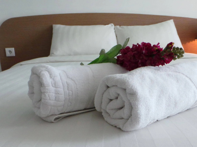 Business Hotel Tomang