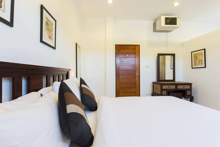 Elephas Villa
