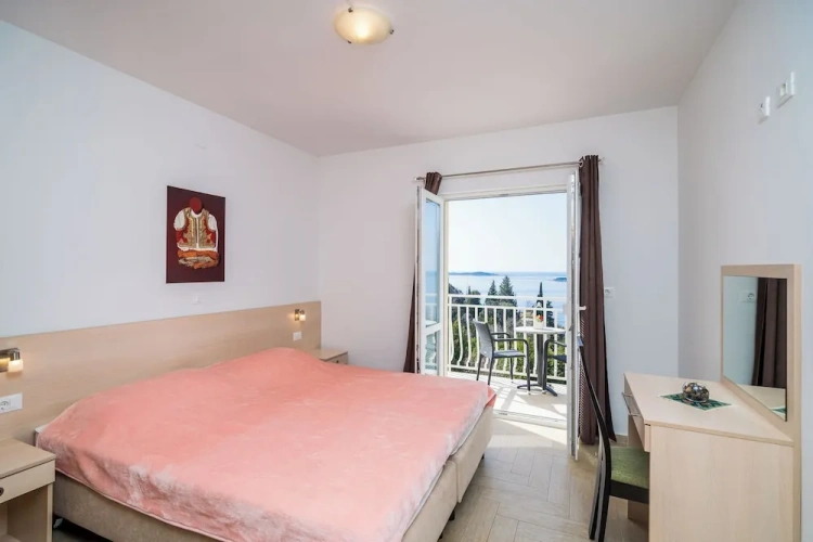 1 Bedroom Superior Apartment