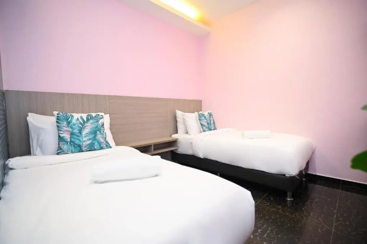 Standard Twin room