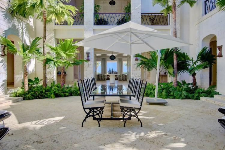 Villa Alta Gracia w Private Pool Designer Decor