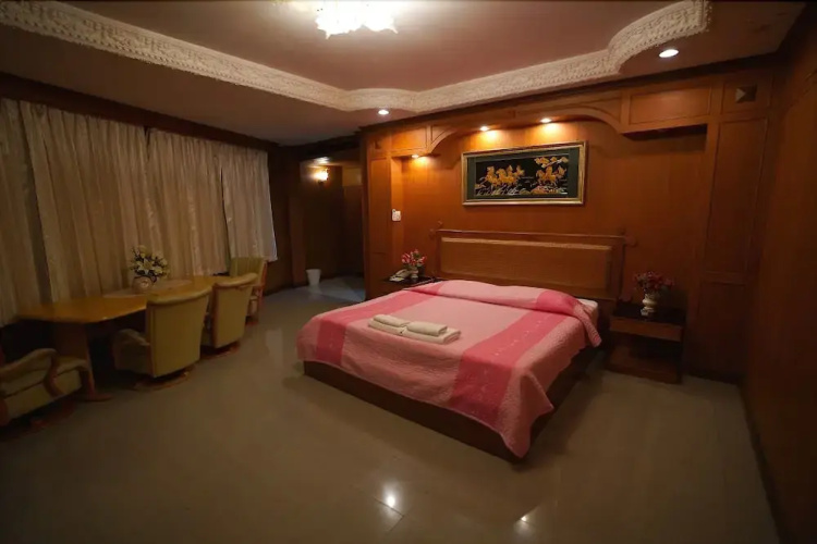 Rimchan Resort Hotel