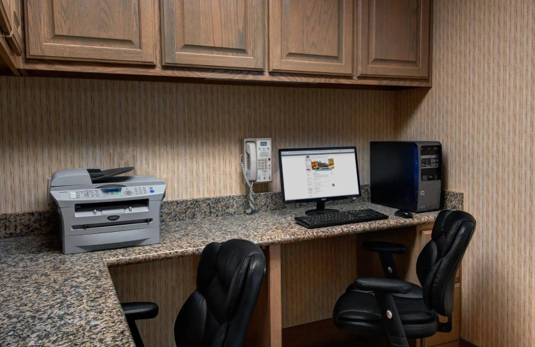 Hampton Inn & Suites Williamsburg-Richmond Rd.